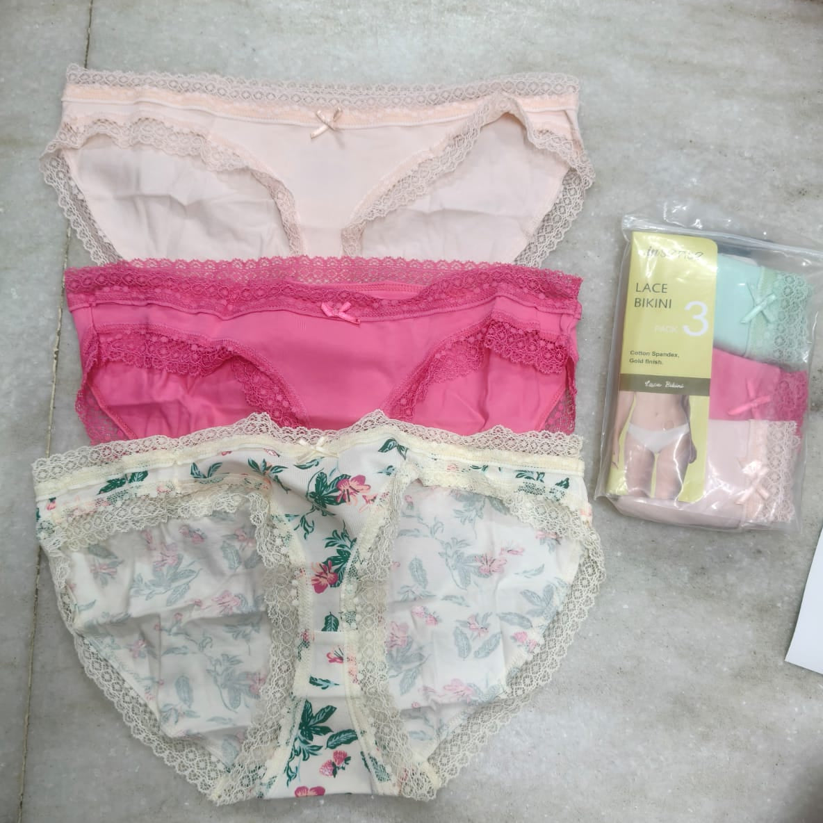 Lace Bikini Women's Brief (Pack of 3)