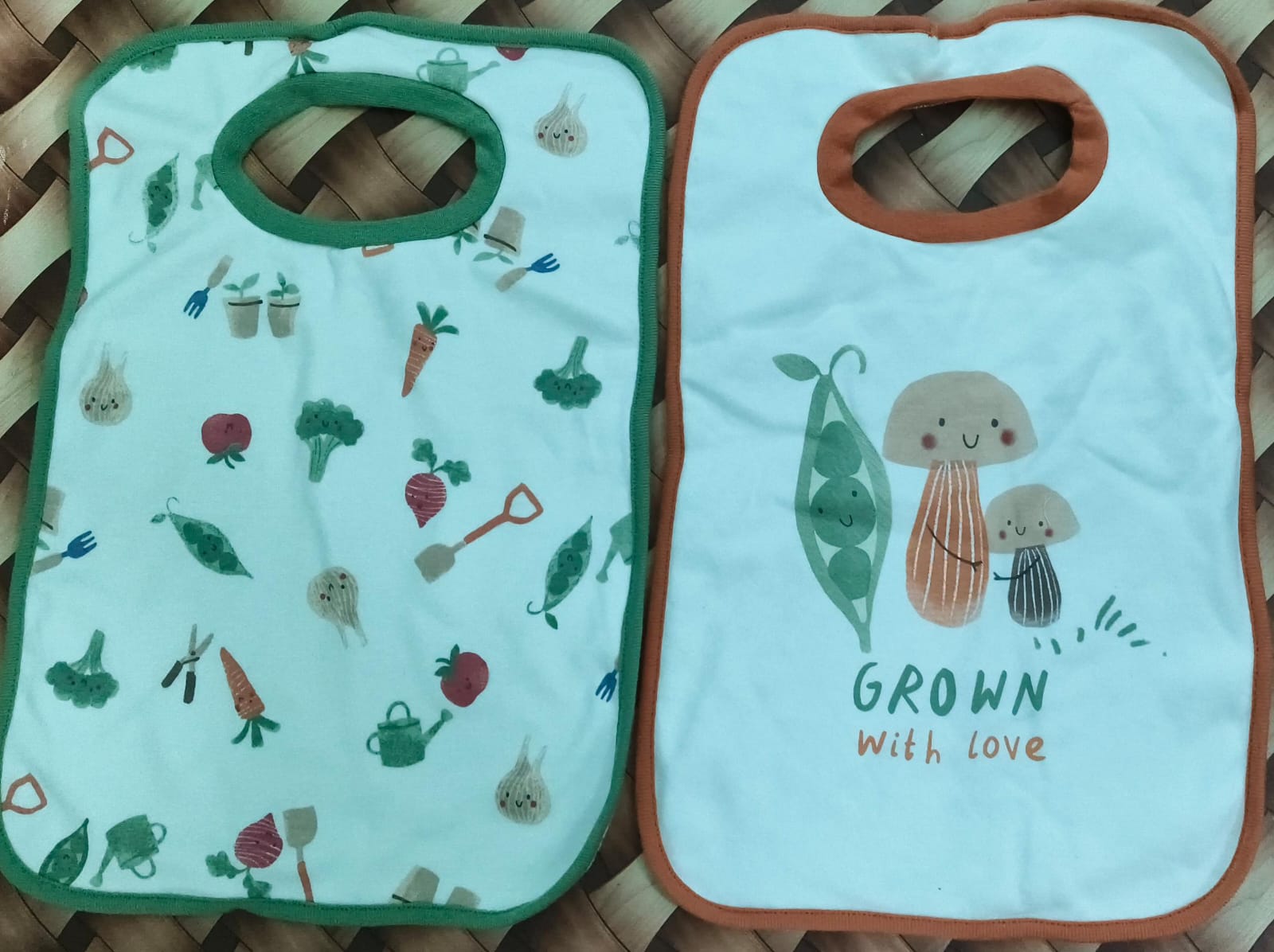 Kid's Long Bib